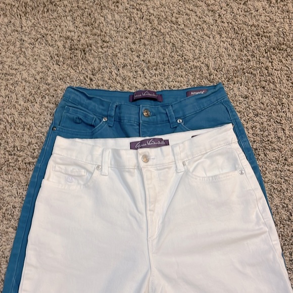 GLORIA VANDERBILT jeans - Picture 3 of 3